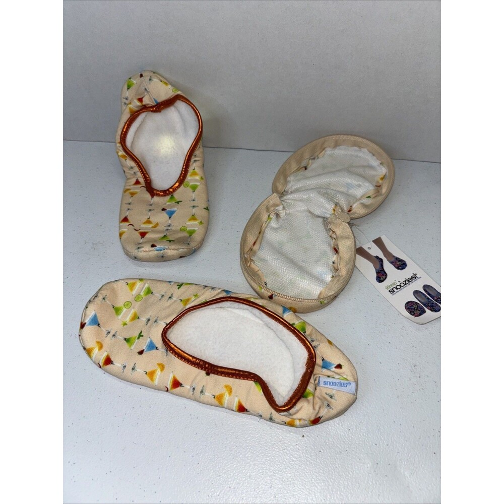 EUC Snoozies Women's Stretch Comfort Slipper Socks Skinnies Martini Large 9/10